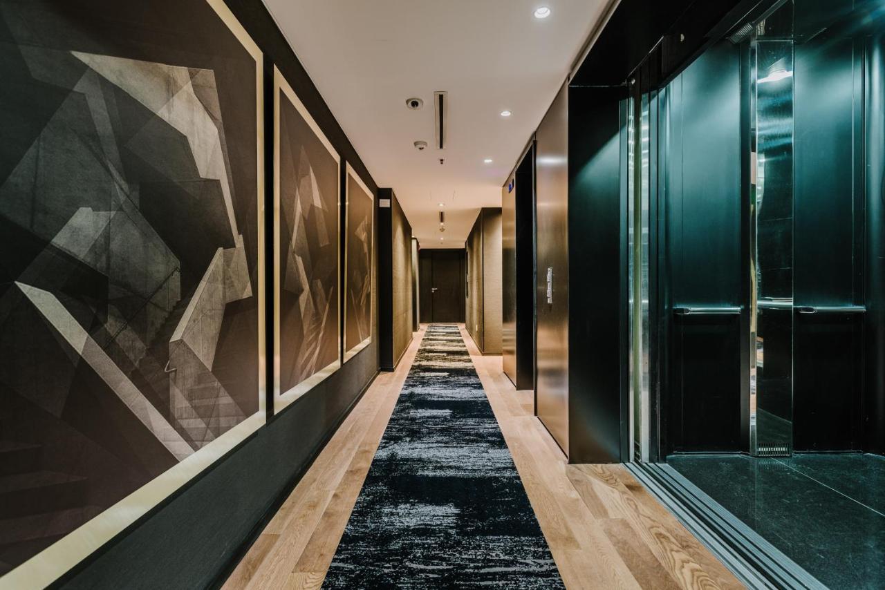 Sls Buenos Aires Puerto Madero Hotel Ngoại thất bức ảnh The hotel's interior
